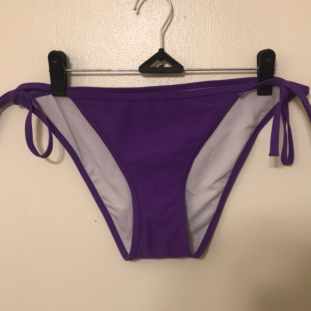 Express bathing suit bottoms never worn